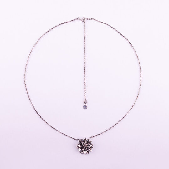 Collana Dalia pendente Oro Nero